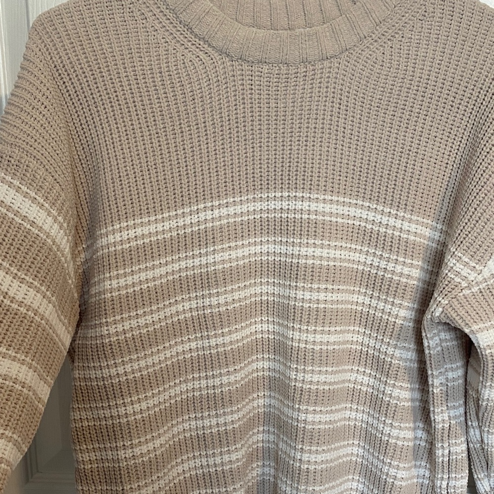 Time and Tru Textured  crew neck Beige and white stripe Sweater - Picture 3 of 4
